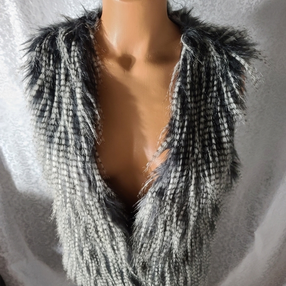 Fringe vest gray large @35 - Picture 2 of 8